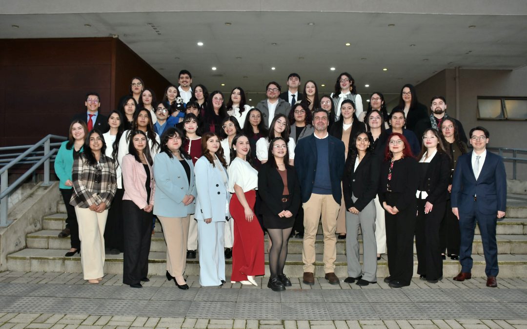 Escuela de Psicología tiene nuevas psicólogas y psicólogos